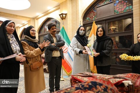 اختتامیه نمایشگاه آثار منتخب هشتمین دوره داوری مهر اصالت ملی صنایع‌دستی استان فارس 