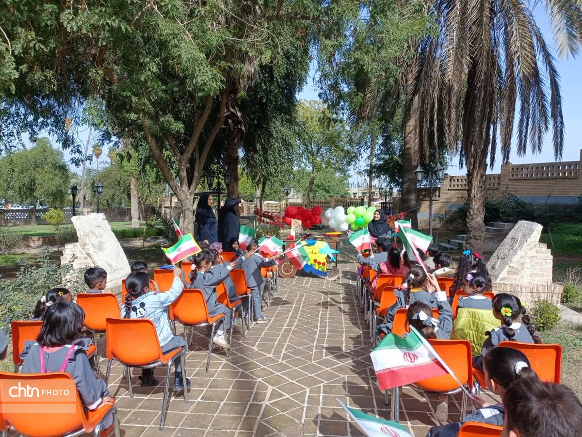 &nbsp;هم‌نوایی کودکان شوش با انقلاب در سایه تاریخ کهن