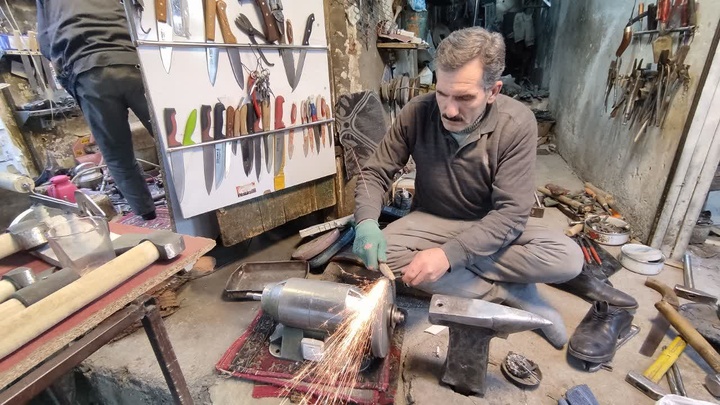 نگاهی به وضعیت چاقوسازان آذربایجان غربی 