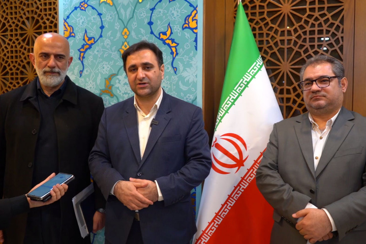 بررسی و رفع موانع اداری بیش از ۱۵ طرح سرمایه‌گذاری در استان اصفهان