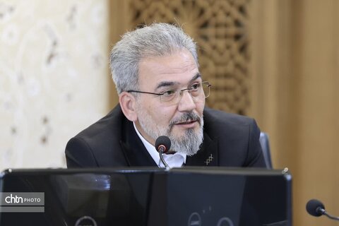 نشست بررسی مسائل و مشکلات سرمایه‌گذاری در بخش گردشگری استان اصفهان