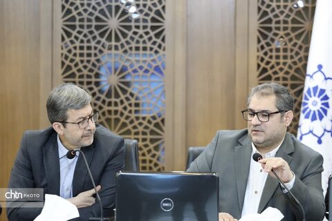 نشست بررسی مسائل و مشکلات سرمایه‌گذاری در بخش گردشگری استان اصفهان