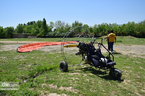 تجربه پرواز بر فراز دریاچه زریبار کردستان