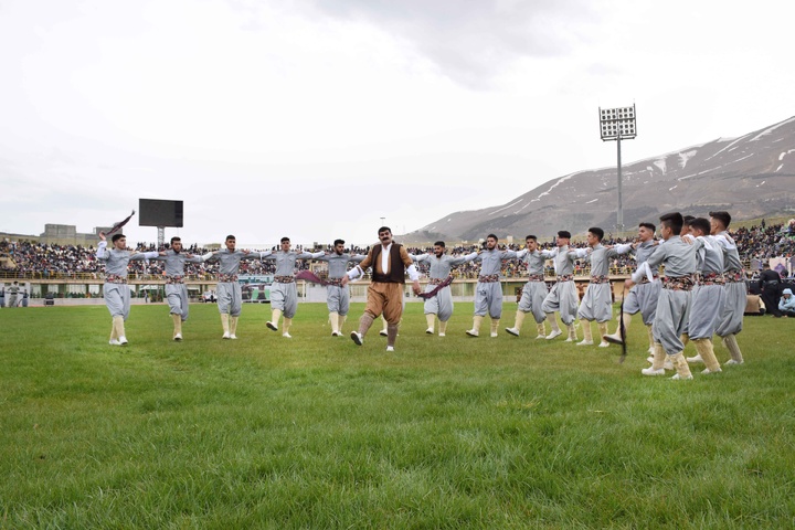 هلپرکی، جلوه بصری از فرهنگ مردم کُردستان