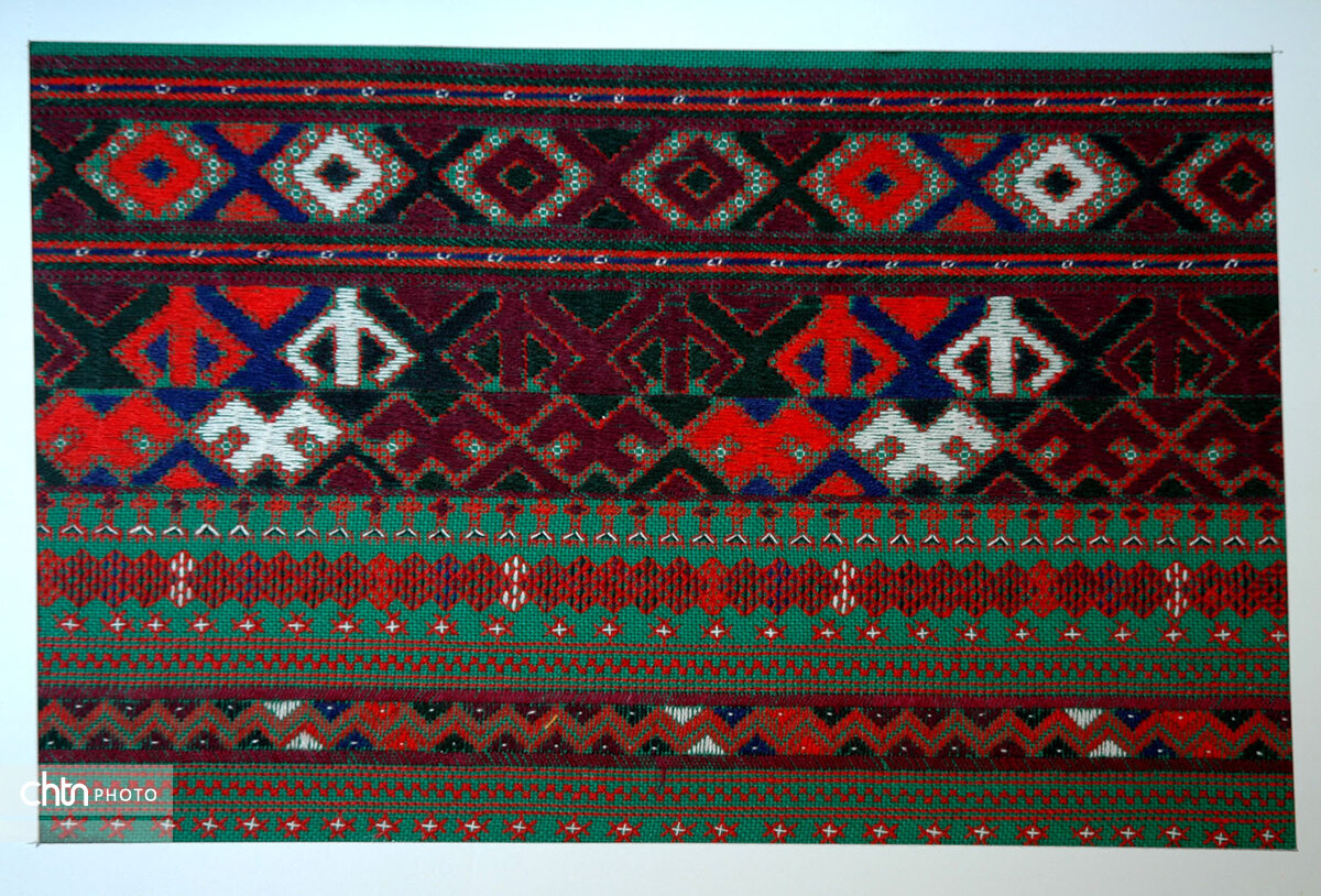 گلستان هنر در دل کویر هیرمن / بانوان هیرمند، میراثداران هنرهای سنتی