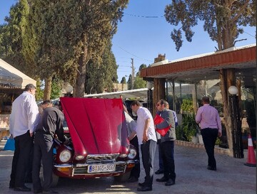 27 دستگاه خودرو تاریخی در شیراز کارشناسی شد