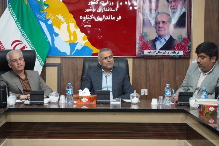 فرماندار گناوه: اجرای دقیق مصوبات شورای ترافیک ضروری است