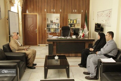 تأکید فرماندار جوانرود بر سامان‌دهی اقامتگاه‌های غیرمجاز و توسعه گردشگری تجاری/ دعوت از سرمایه‌گذاران برای ورود به این شهرستان مرزی