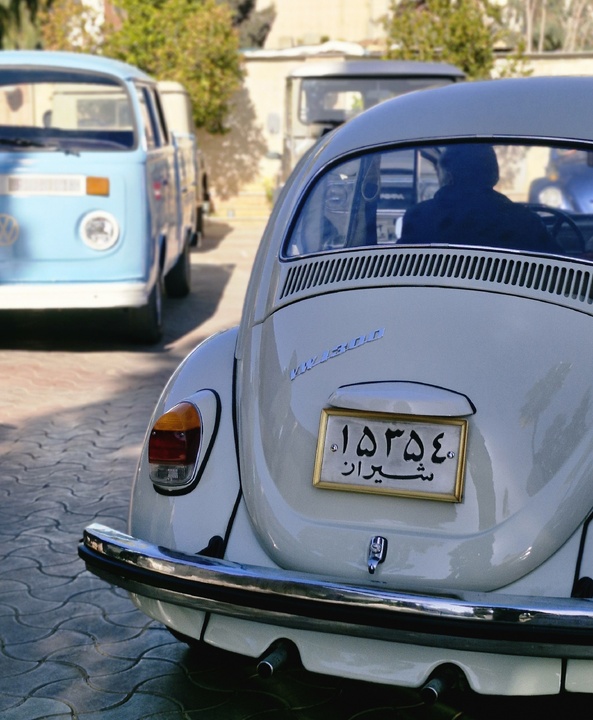 27 دستگاه خودرو تاریخی در شیراز کارشناسی شد