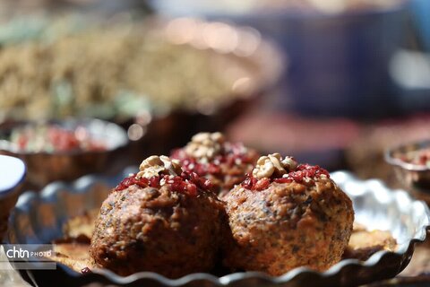 جشنواره چهل آش شهر تاریخی طاد.در اصفهان