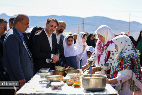 جشنواره چهل آش شهر تاریخی طاد.در اصفهان
