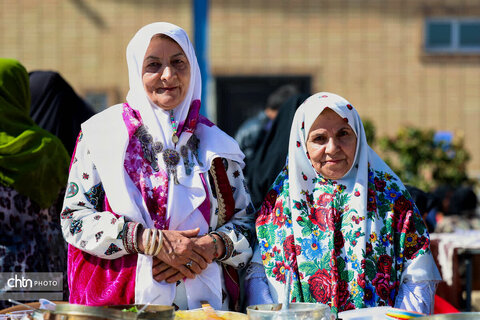 جشنواره چهل آش شهر تاریخی طاد.در اصفهان