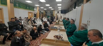 تور آشناسازی جانبازان و  ایثارگران دوران دفاع مقدس با حرم مطهر رضوی برگزار شد