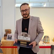 دسترسی محدود به بازارهای صادراتی از بزرگترین مشکلات هنرمندان چرم دست‌دوز است