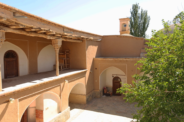 دلیجان