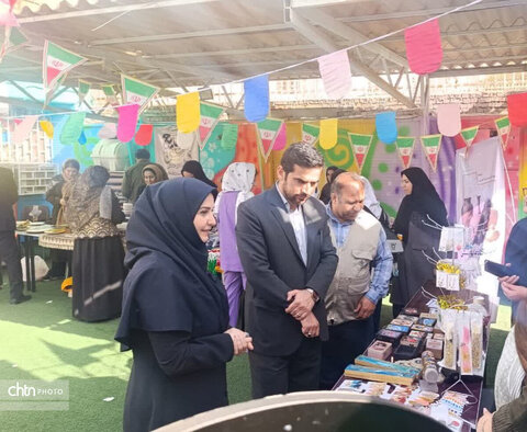 برگزاری نمایشگاهی در اهواز با هدف حمایت از صنعتگران صنایع‌دستی و مشاغل خُرد