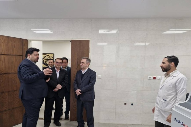 البرز ظرفیت تبدیل شدن به قطب گردشگری کشور را دارد