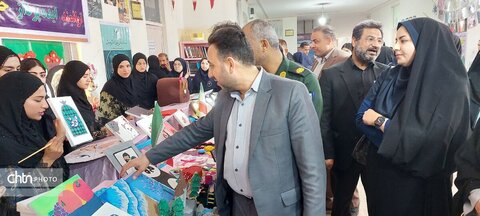 نمایشگاه صنایع‌دستی هنرجویان هنرستان طوبی باحضور فرماندار حمیدیه گشایش یافت