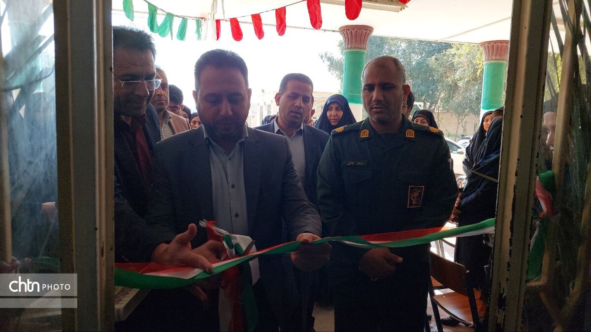 نمایشگاه صنایع‌دستی هنرجویان هنرستان طوبی باحضور فرماندار حمیدیه گشایش یافت