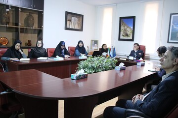 نشست تخصصی گردشگری زعفران با رویکرد مردم نگاری برگزار شد