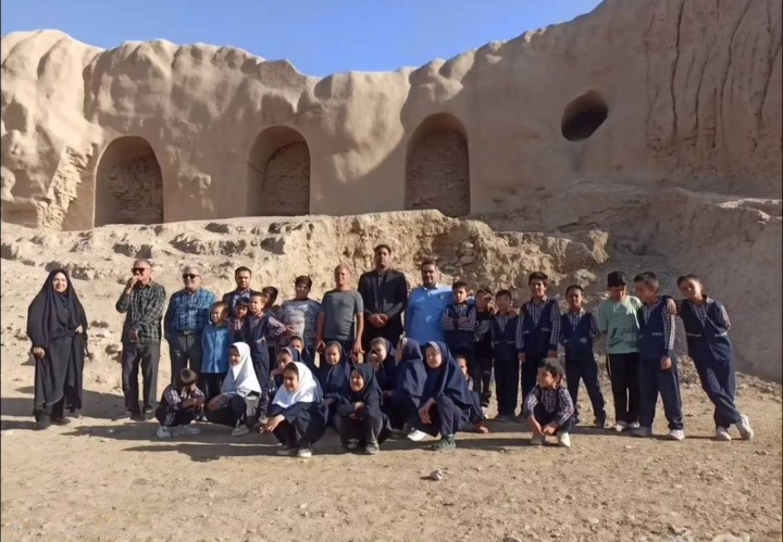 برگزاری رویداد فرهنگی‌ ـ ورزشی در قلعه باستانی ایرج