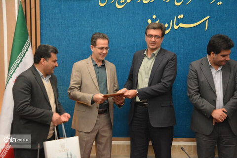 آیین تودیع و معارفه ذیحساب اداره‌کل میراث‌فرهنگی، گردشگری و صنایع‌دستی استان یزد برگزار شد