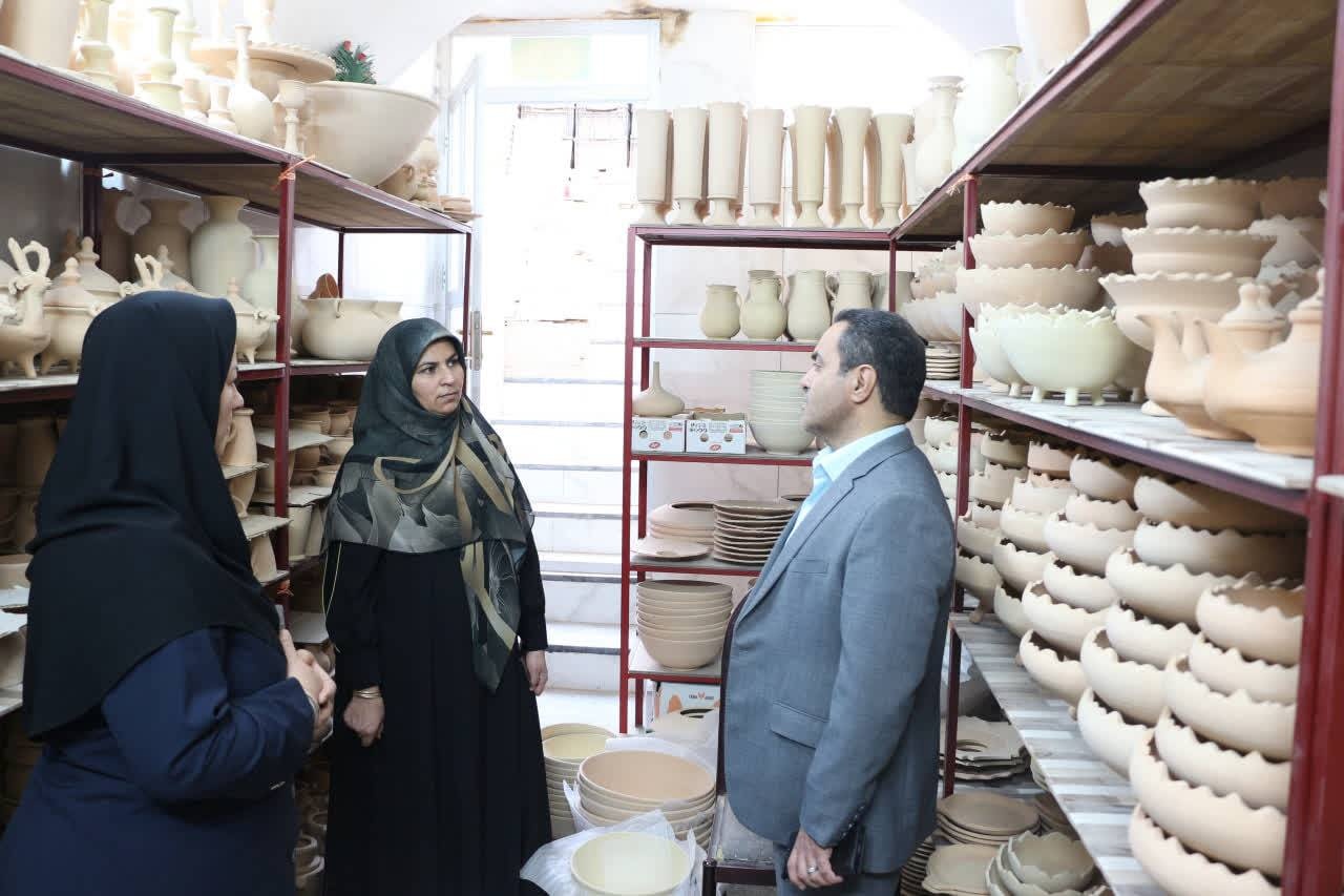 نوآوری در هنرهای سنتی؛ راهبرد توسعه بازار صنایعدستی اردکان