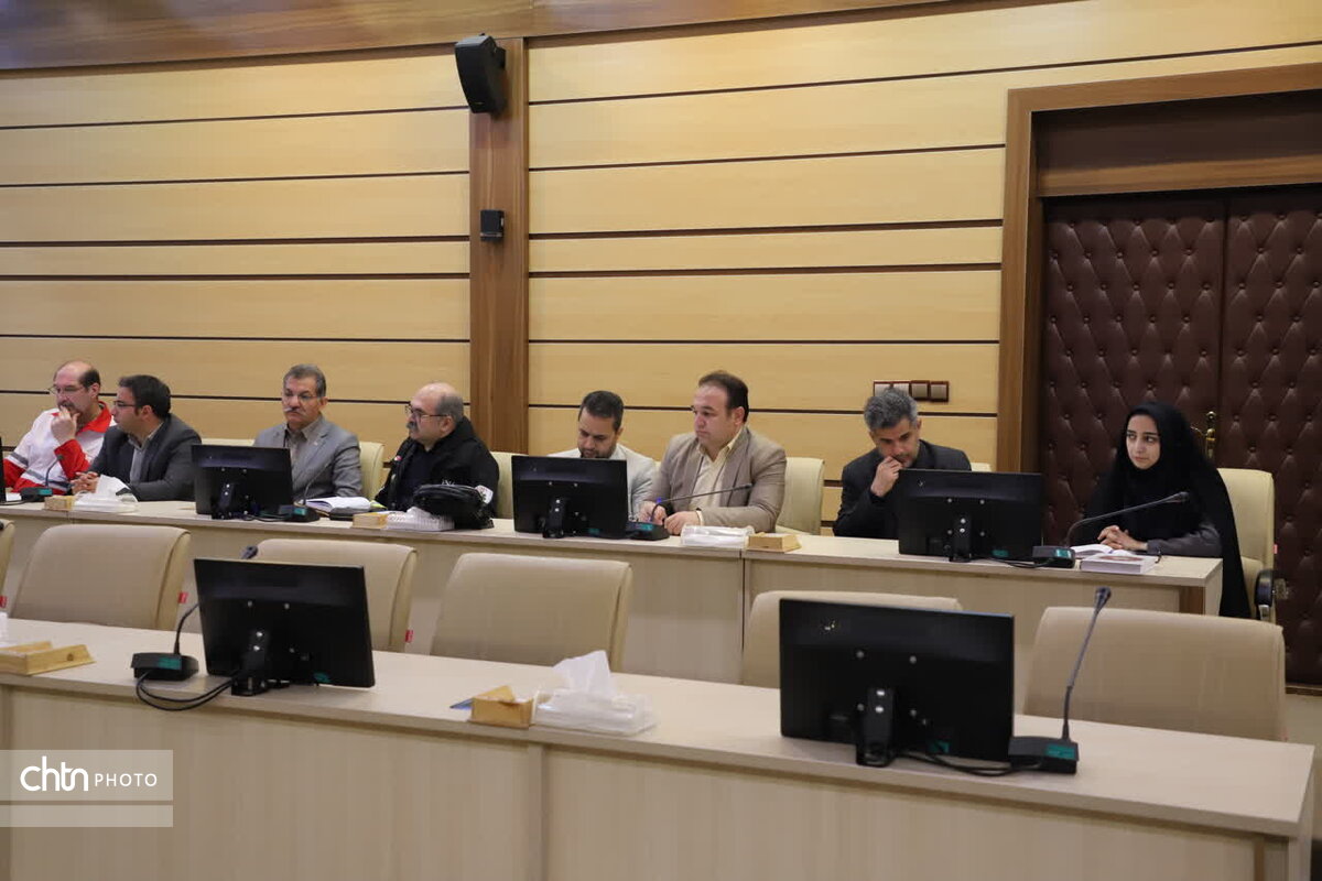 نخستین جلسه ستاد خدمات سفر نوروز ۱۴۰۵ / برپایی ۱۱ بازارچه صنایعدستی در استان زنجان