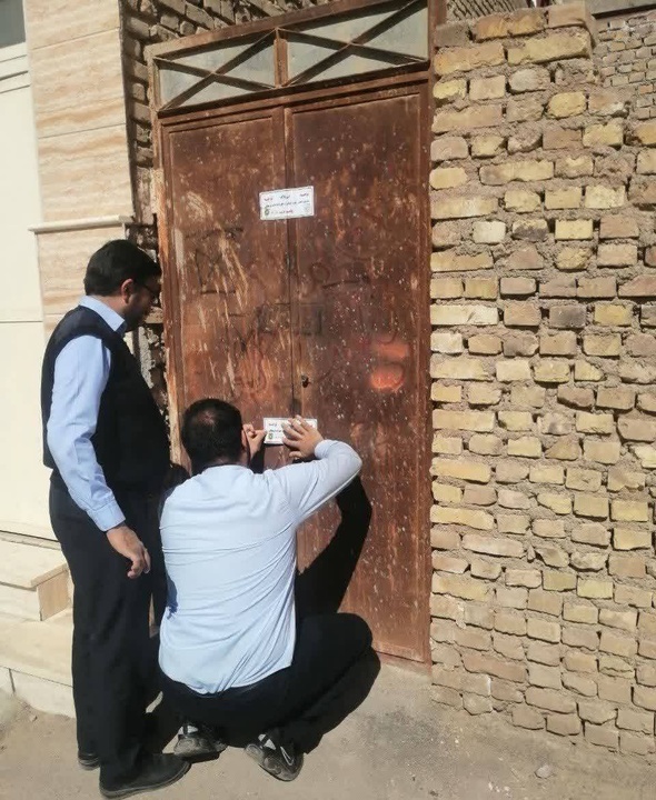 پلمب مجدد واحد متخلف در بافت تاریخی و ثبتی شریف‌آباد اردکان