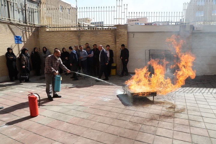 دوره آموزشی اطفای حریق در زنجان ویژه نوروز ۱۴۰۵ برگزار شد