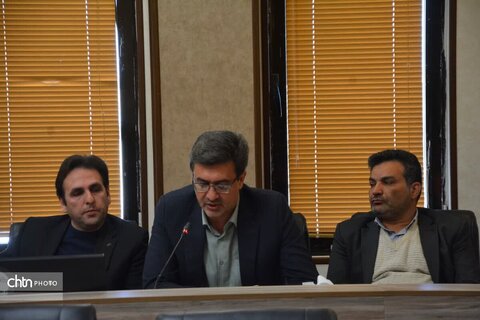 نشست کارگروه توسعه شهرستان ابرکوه با تأکید بر گردشگری و لجستیک پایدار