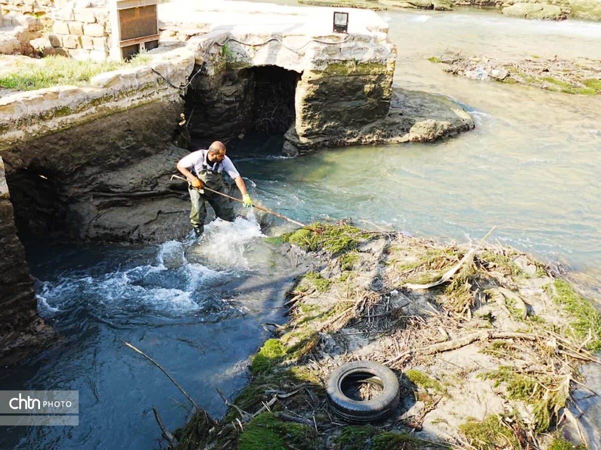 آمادهسازی محوطه آسیابها و آبشارهای شوشتر در آستانه نوروز ۱۴۰۵
