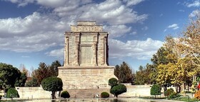 سومین رویداد حوض نقالی در آرامگاه فردوسی