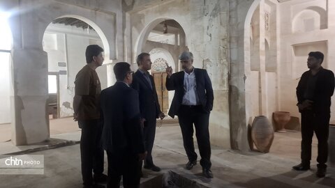 بازدید سرپرست میراث‌فرهنگی هرمزگان از بافت تاریخی بندرکنگ