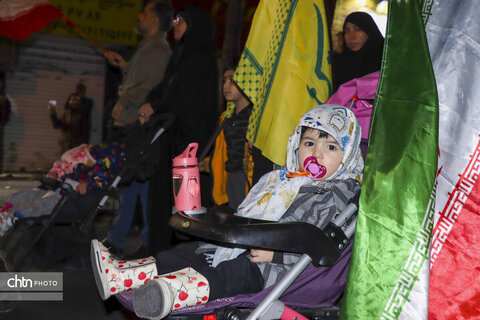 حضور حماسی و متراکم مردم در فلکه دوم تهرانپارس