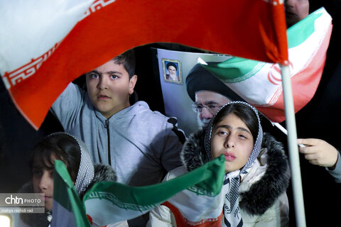 تجمع پرشور عزاداران شهادت رهبری در پیروزی-چهارراه کوکا