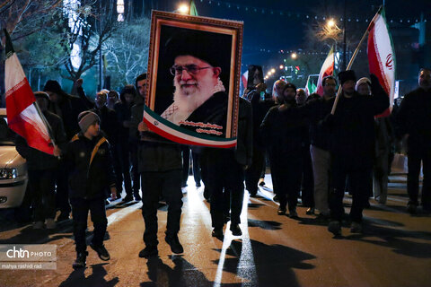 تجمع پرشور عزاداران شهادت رهبری در پیروزی-چهارراه کوکا