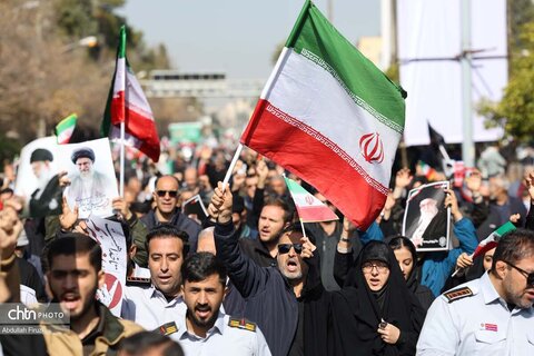 تشییع شهدای مدافع اقتدار وطن در شیراز