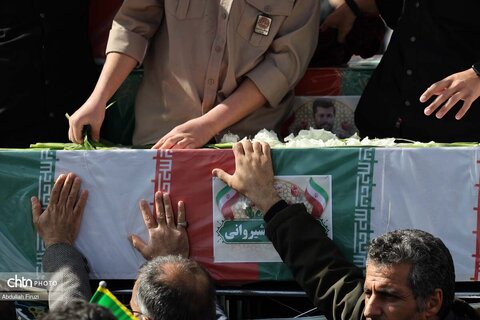 تشییع شهدای مدافع اقتدار وطن در شیراز