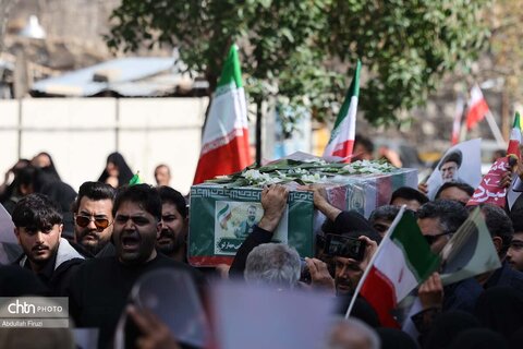 تشییع شهدای مدافع اقتدار وطن در شیراز