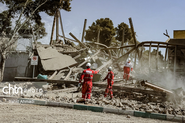 حمله آمریکا و رژیم صهیونیستی به منازل مسکونی و مدرسه در غرب تهران