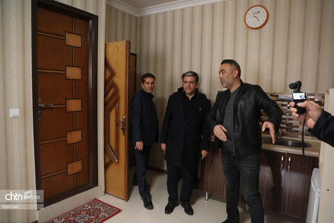 بازدید استاندار اردبیل از نحوه خدمات‌رسانی به مسافران در شهرستان سرعین