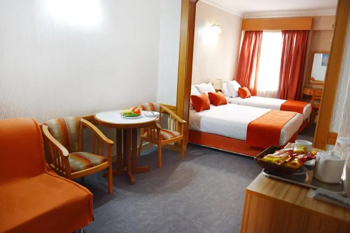 فعال‌سازی کامل ظرفیت‌های اقامتی البرز برای پشتیبانی از آسیب‌دیدگان جنگ تحمیلی/ تخفیف ۱۵ تا ۴۰ درصدی در مراکز اقامتی اجرایی شد