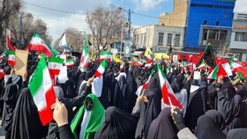 تجمع بانوان کفن‌پوش ارومیه در محکومیت حملات آمریکایی صهیونیستی