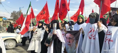 خروش بانوان ارومیه در تجدید میثاق با رهبر شهید