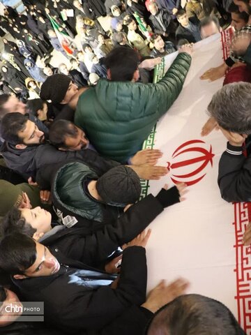 تکاب امشب فریاد ایستادگی سر داد