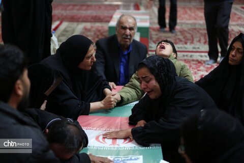 تشییع و وداع با شهدای در شیراز