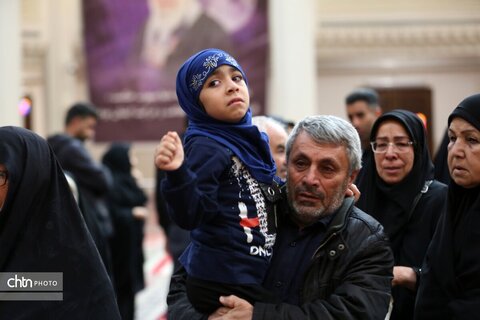 تشییع و وداع با شهدای در شیراز