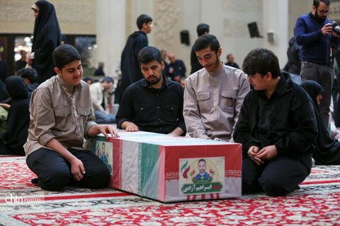 تشییع و وداع با شهدای در شیراز