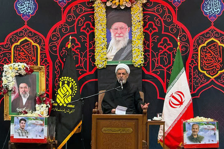 آیین شب احیا در حرم مطهر حضرت معصومه(س) برگزار شد